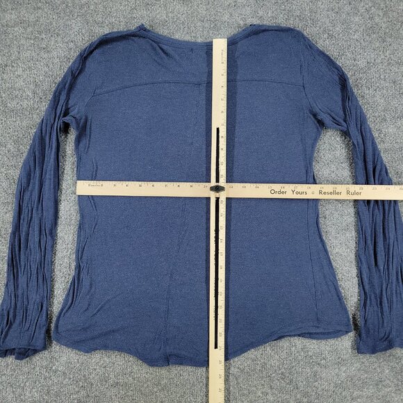 Prana Shirt Women Medium Blue Patch Logo Round Neck Long Sleeve Pocket Pullover - Picture 12 of 15